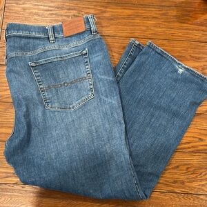 Lucky brand Classic Blue Straight Jeans with Medium Wash